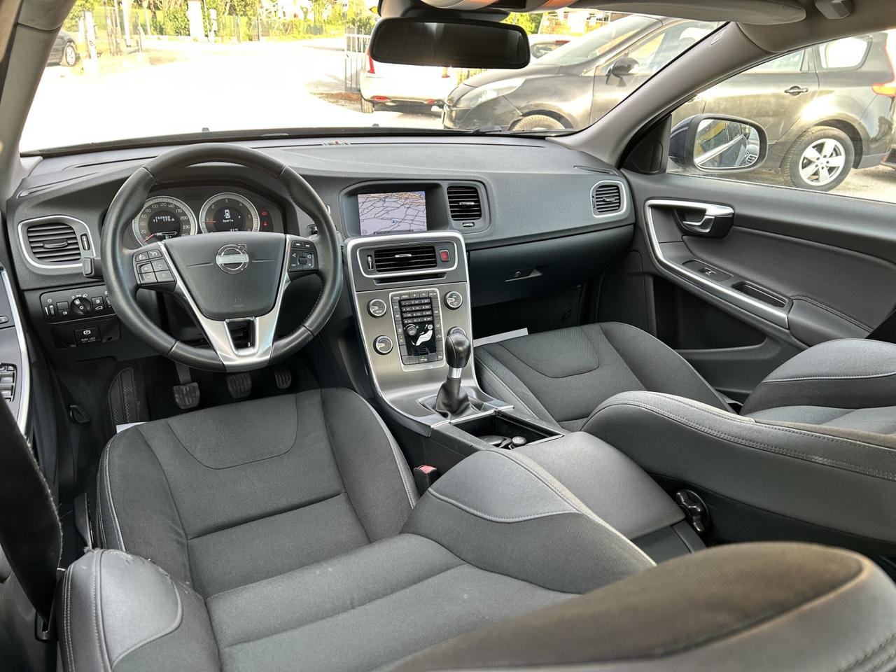 VOLVO S60 1.6 D2 115CV MOMENTUM UNICO PROPRIETARIO