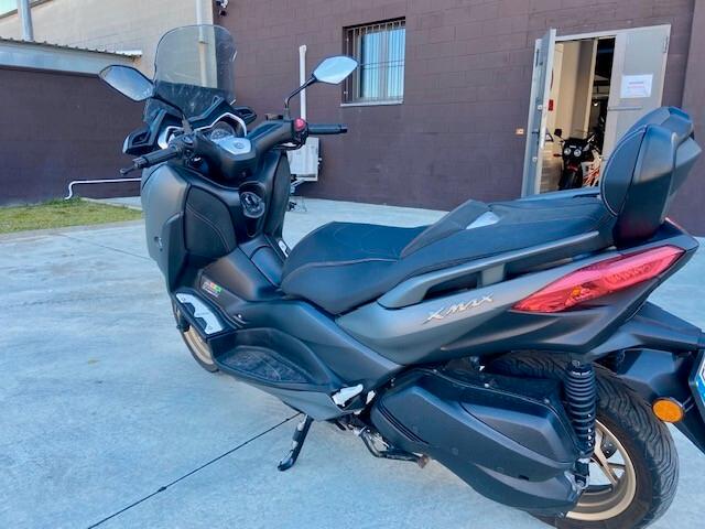 Yamaha X-Max 300 TECH MAX 2020 - FINANZIABILE KM 18.200
