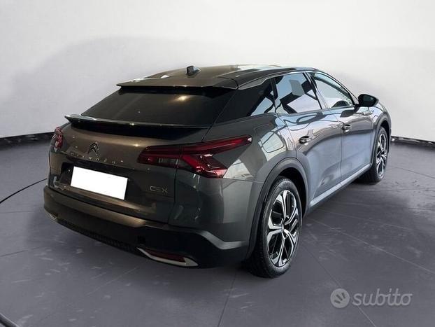 Citroën C5 X Hybrid 225 E-EAT8 Shine