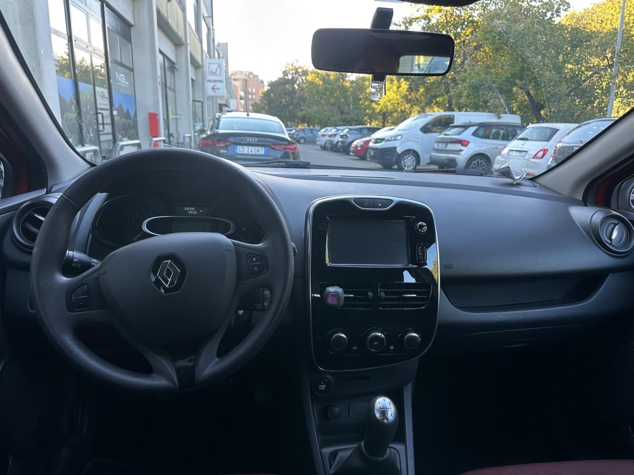 Renault Clio 1.2 75CV 5 porte Wave