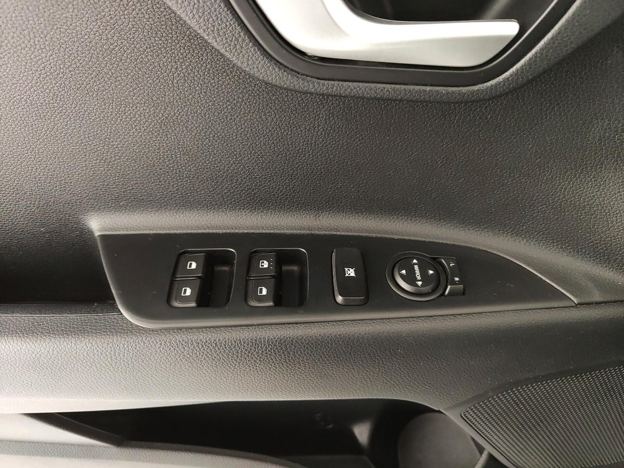 Kia Stonic 1.0 T-GDi 100 CV MHEV iMT Style