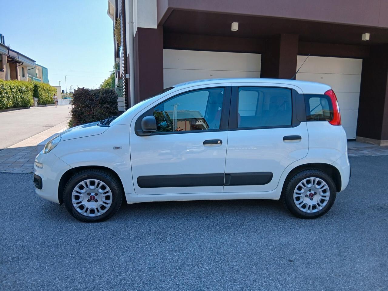Fiat Panda 1.3 MJT 95 CV S&S Easy + gancio a € 169 mese