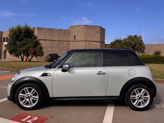 MINI Cooper D 1.6 COOPER D+CERCHI+V.SCURI.VOLANTE MULTIFUNZIONE