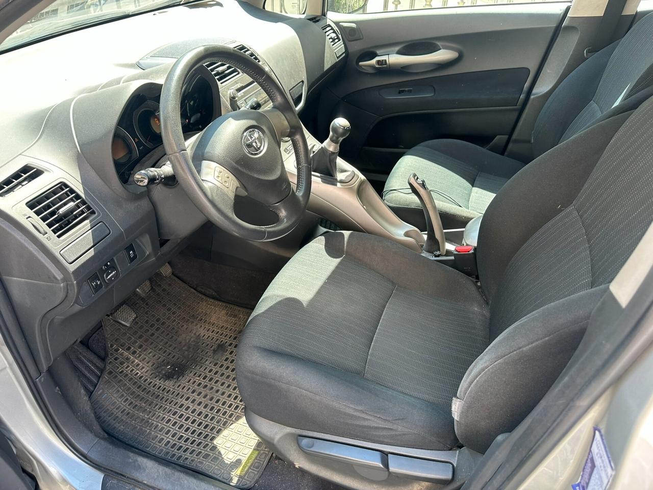 Toyota Auris 1.4 D-4D 5 porte Sol