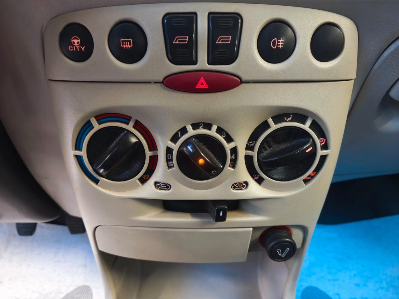 Fiat Punto 1.2 5p GPL UNICOPROPRIETARIO