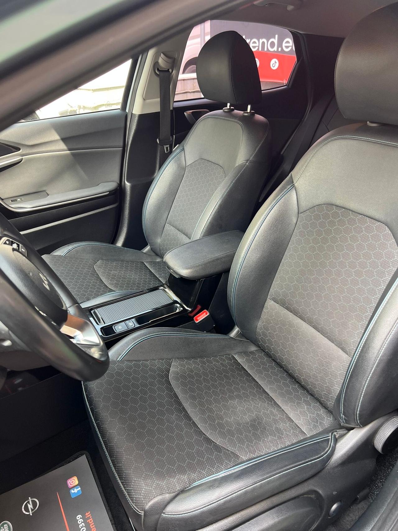 Kia XCeed 1.6 CRDi 136 CV MHEV DCT Business