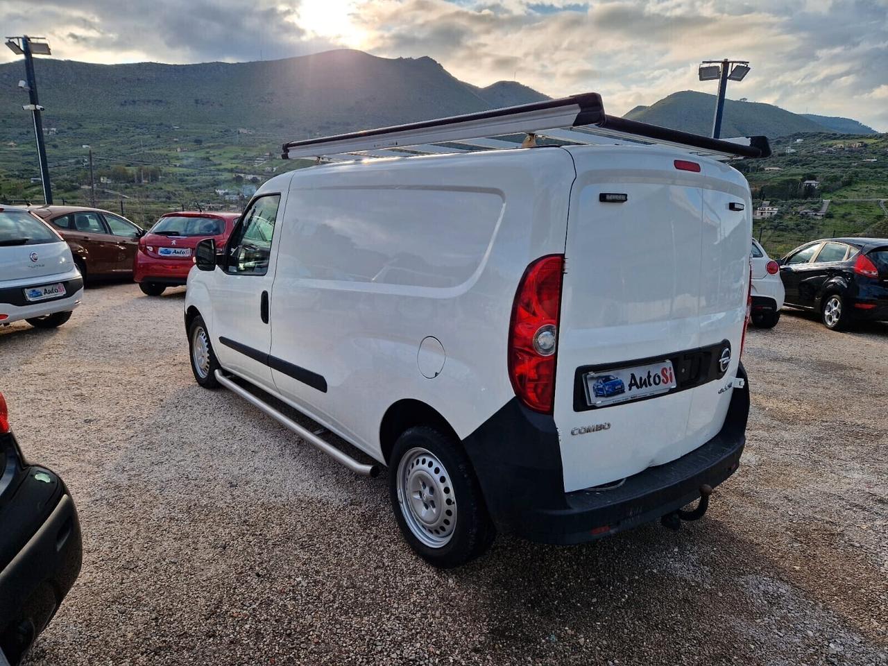 Opel Combo 1.3 CDTi 90CV PL-TN Blitz N1