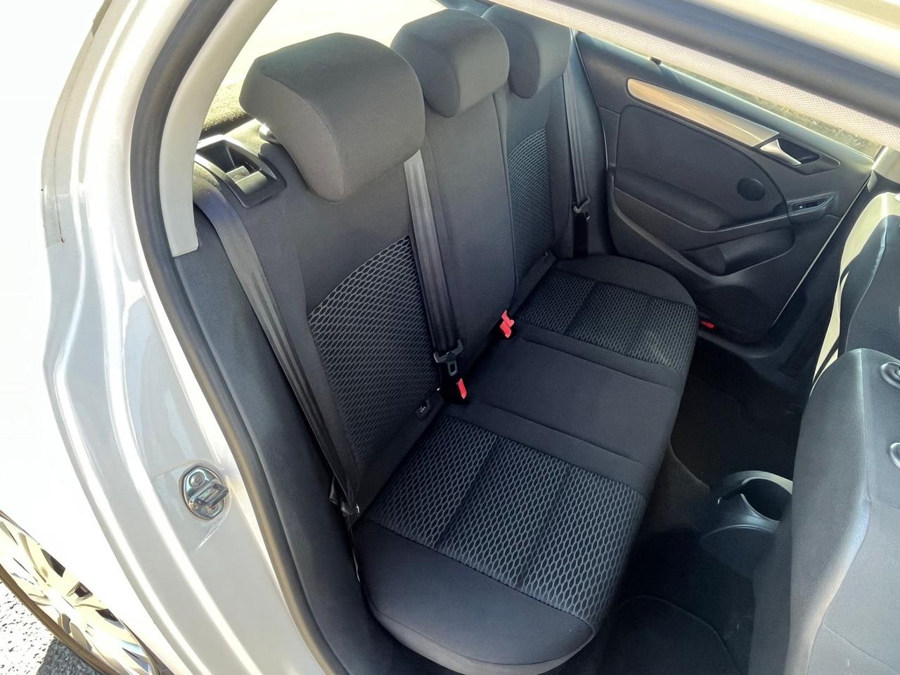 Volkswagen Golf Business 1.6 TDI 5p.