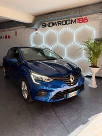 Renault Clio Full Hybrid E-Tech 140 CV 5 porte Initiale Paris