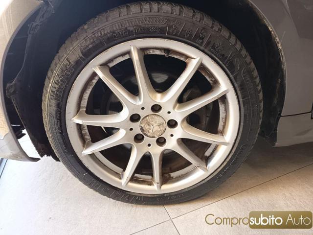 MERCEDES-BENZ B 200 CDI Premium