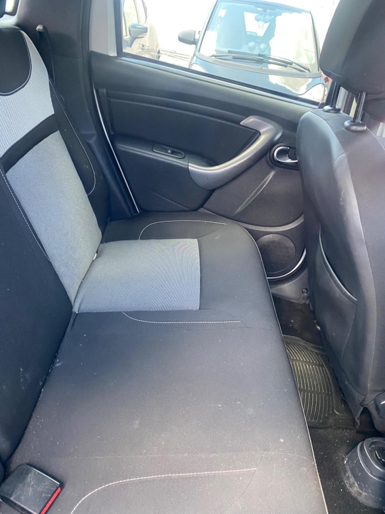 Dacia Duster 1.6 GPL 2018 Full Navi TAGLIANDATA
