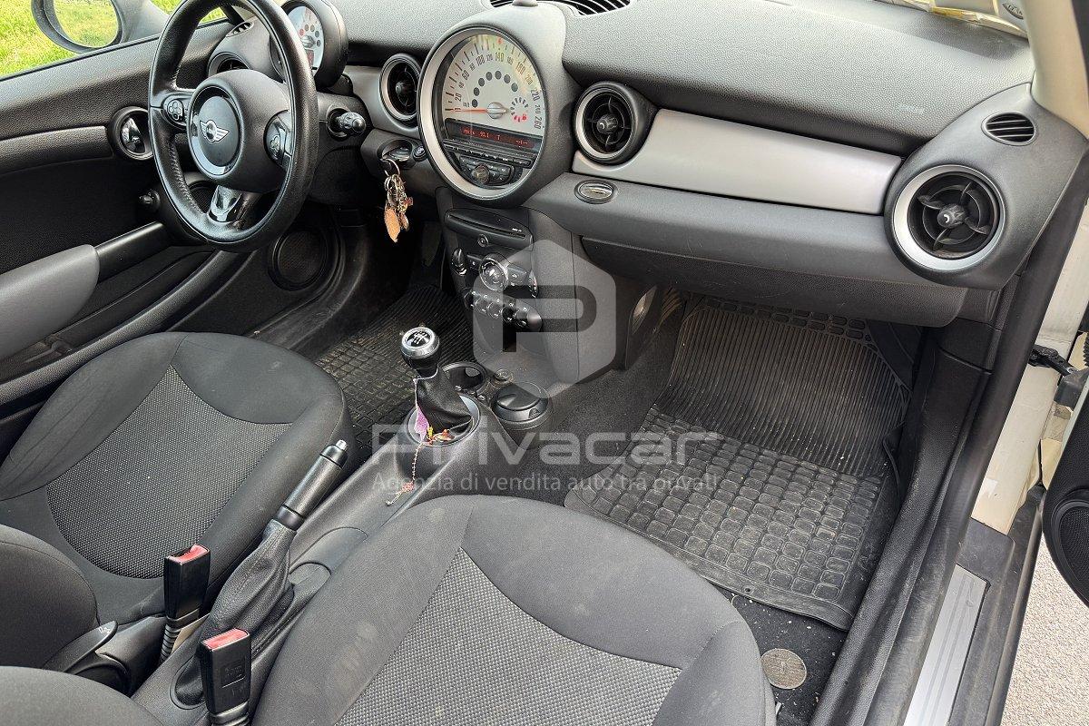 MINI Mini 1.6 16V One (55kW)