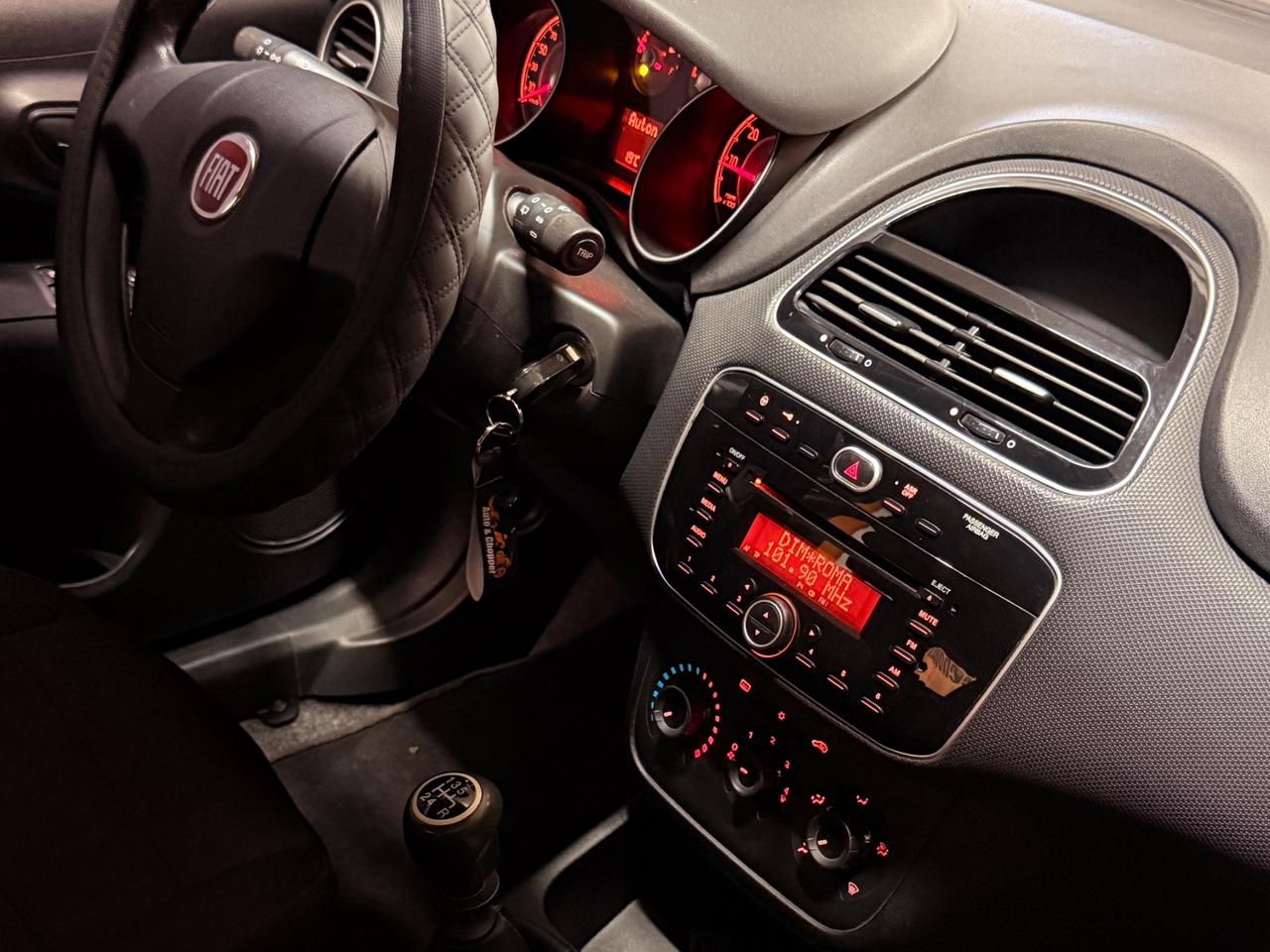 INCREDIBILE FIAT PUNTO CON SOLI 65.861 KM EURO 6, UNICO PROPRIETARIO