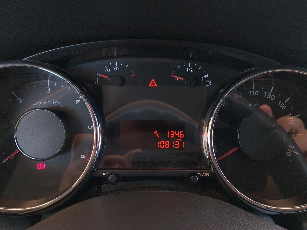 Peugeot 5008 BlueHDi 120 S&S - NEOPATENTATI
