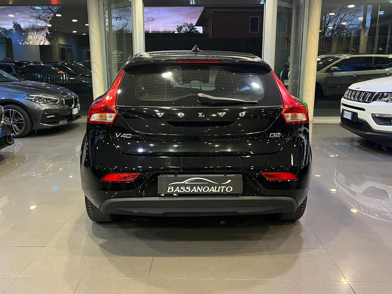 Volvo V40 2.0 d2 Business 2018 !!