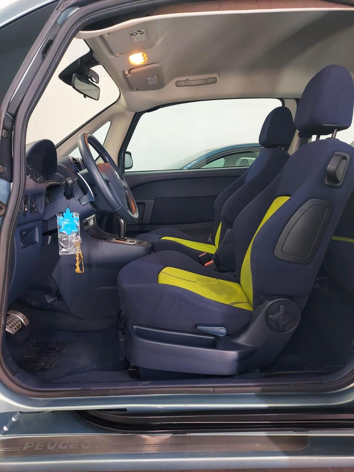 Peugeot 1007 1.6 Sporty 2Tronic