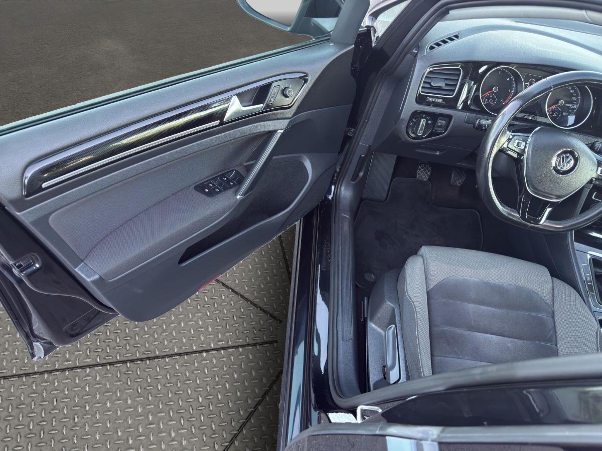 VOLKSWAGEN - Golf - 1.6 TDI 105cv 5p. Highline BlueMotion Technology