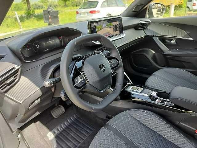 Peugeot 2008 Hybrid 145 e-DCS6 Allure *KM Ø*