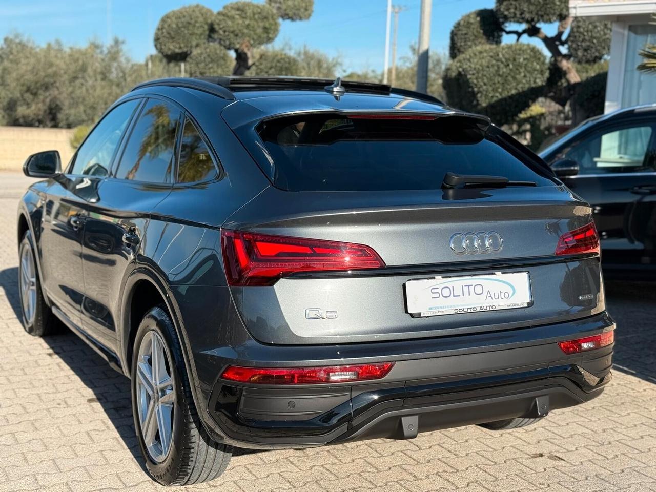 Q5 SPB 40 TDI 204cv quattro S-Line + Tetto + Daytona Grey