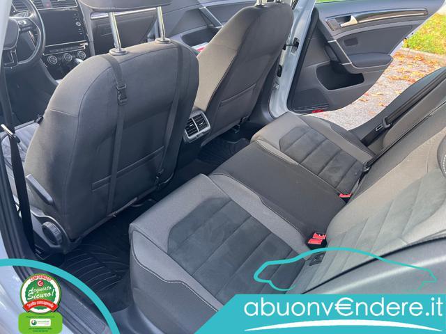 VOLKSWAGEN Golf Variant 1.6 TDI 115 CV DSG R-Line Executive KM CERTIFICATI