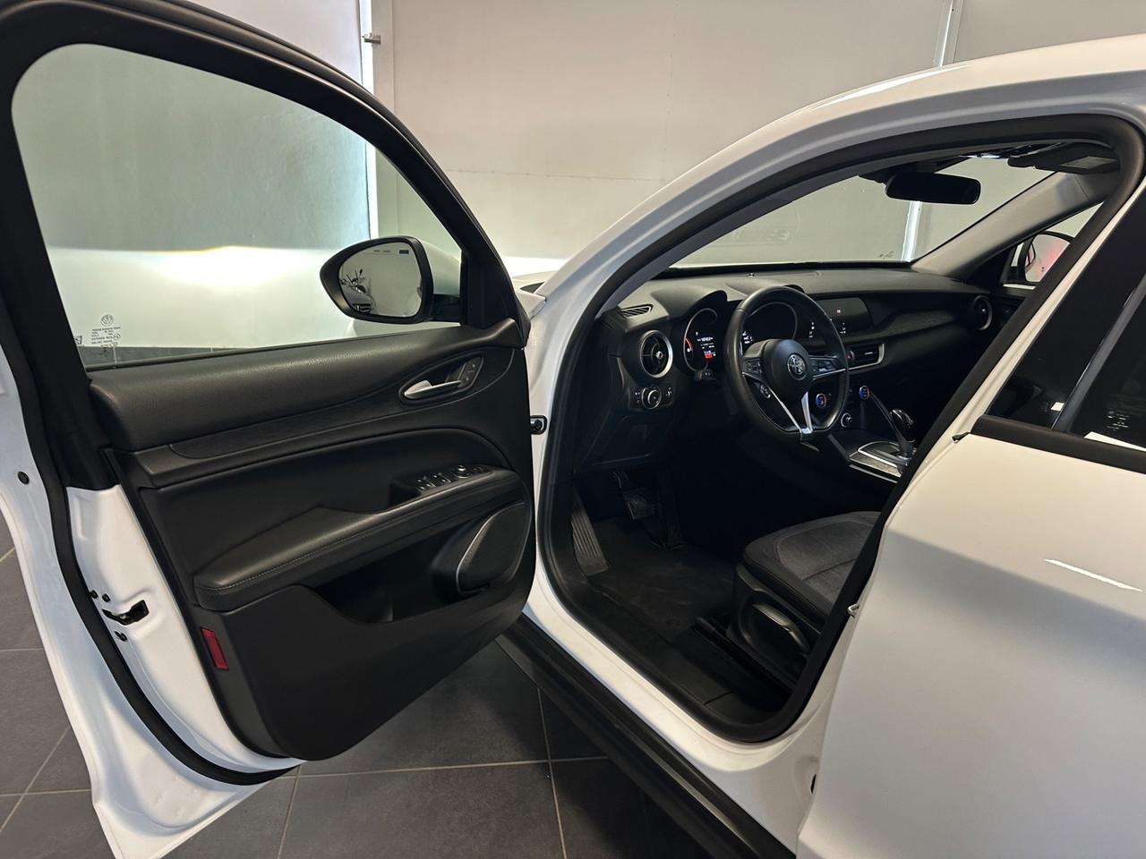 ALFA ROMEO STELVIO 2.2T SUPER 190CV Q4 GARANZIA