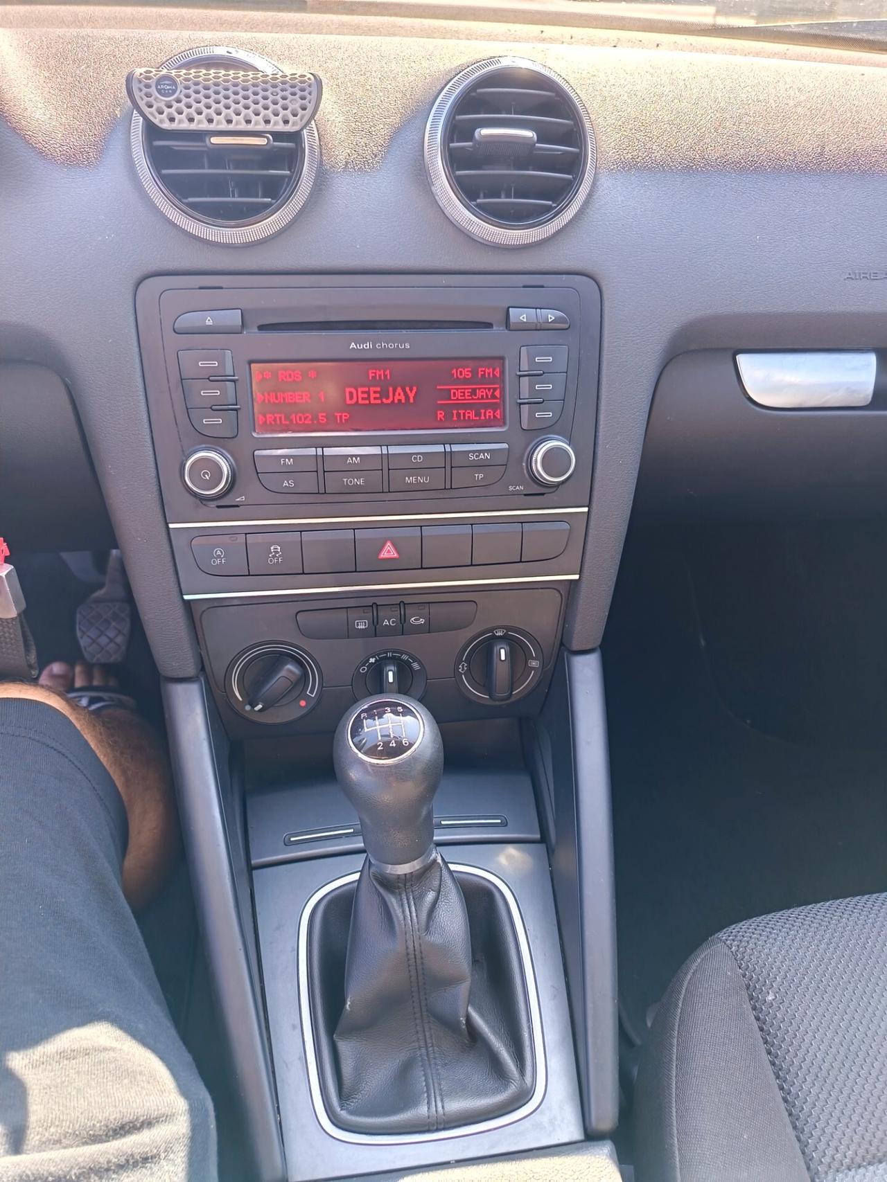Audi A3 Cabrio 1.2 TFSI Young Edition