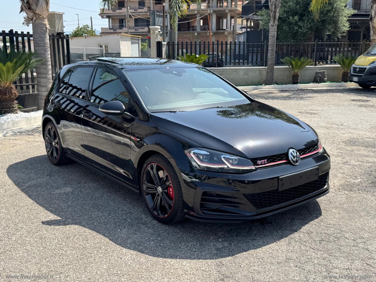 VOLKSWAGEN Golf GTI Perf. 2.0 245CV TSI DSG 5p. BMT