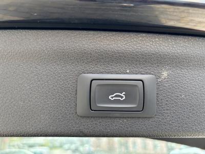 Audi Q3 35 1.5 tfsi Business s-tronic LED-APP CONNECT-18"