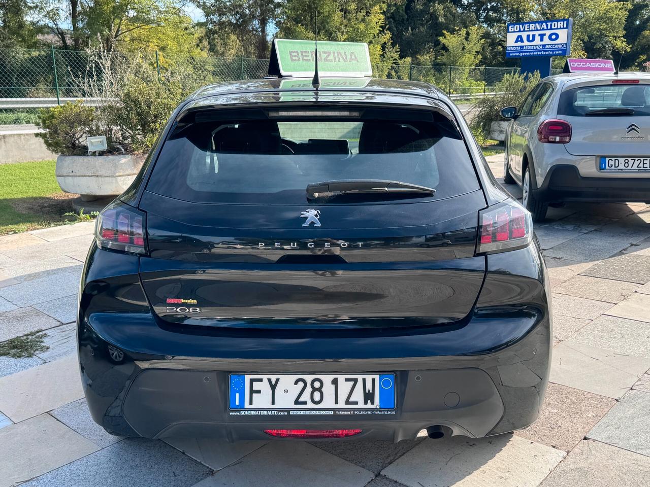 Peugeot 208 1.2 BENZINA - NEOPATENTATI -
