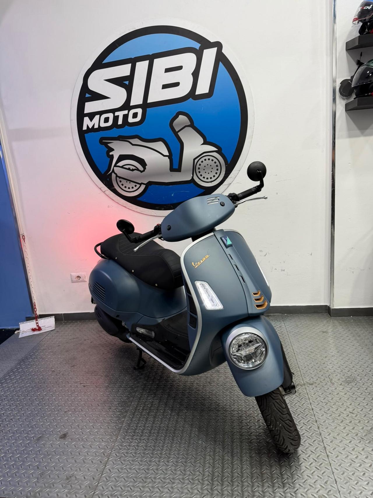 Piaggio Vespa 310 GTS hpe
