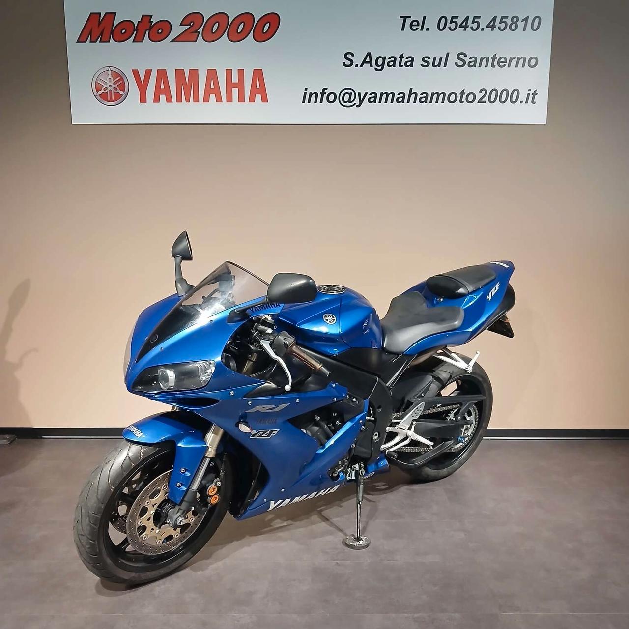 Yamaha YZF R1