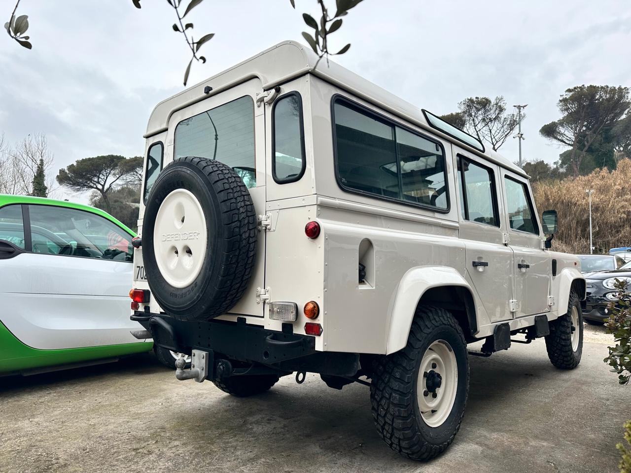 Land Rover Defender 110 2.5 Tdi Station Wagon County