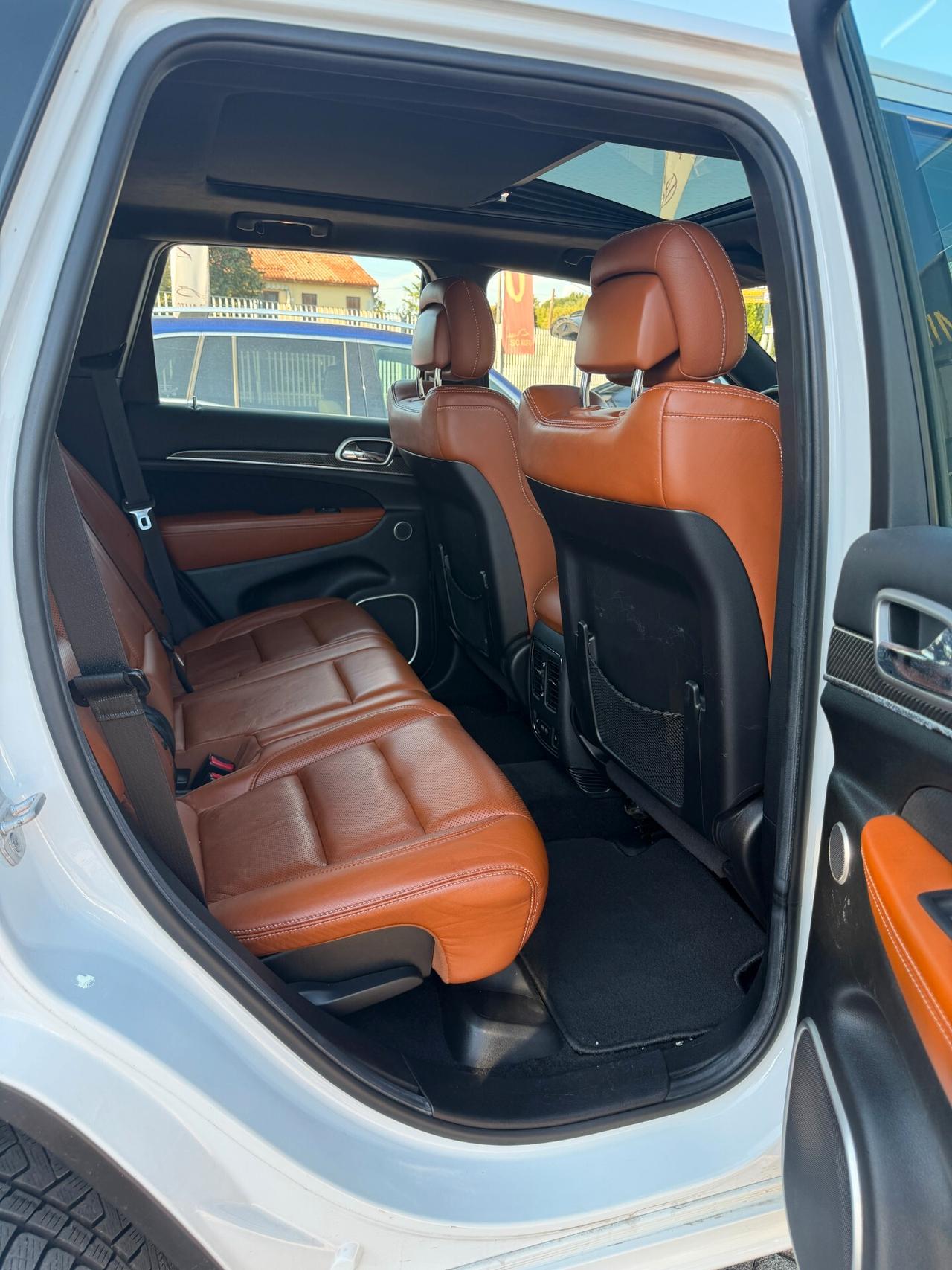 Jeep Grand Cherokee 6.4 V8 MDS Summit
