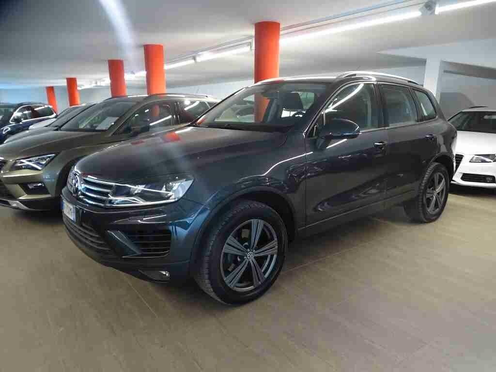 VW Touareg 3.0 TDI 4x4 Euro 6 Navi Alu 19