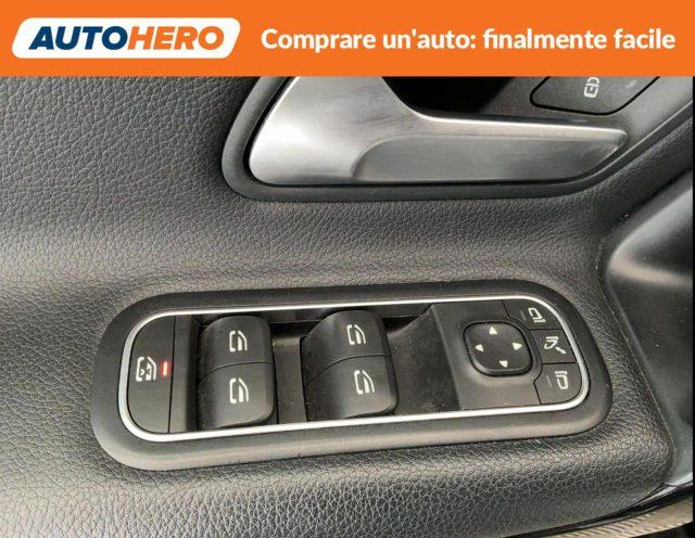 MERCEDES-BENZ A 180 d Automatic Business