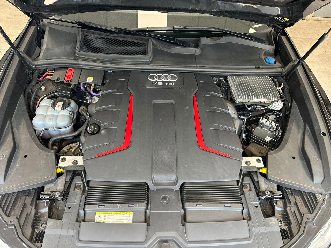 Audi Q8 SQ8 TDI quattro tiptronic sport attitude