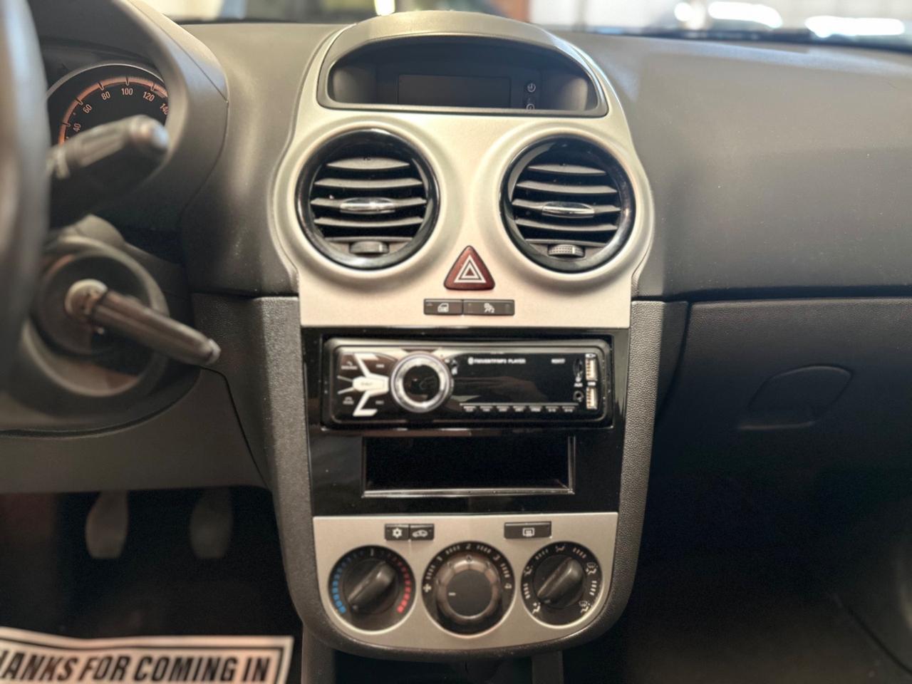 Opel Corsa 1.4 16V 3 porte Sport NEOPATENTATI