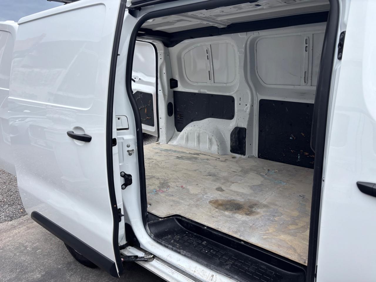 Opel Vivaro 2.0 Diesel 120CV S&S AT8 PL-TN-DC M Furg. Enjoy