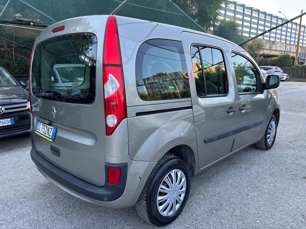 Renault Kangoo 1.6 GPL 5 porte OK NEOPATENTATI