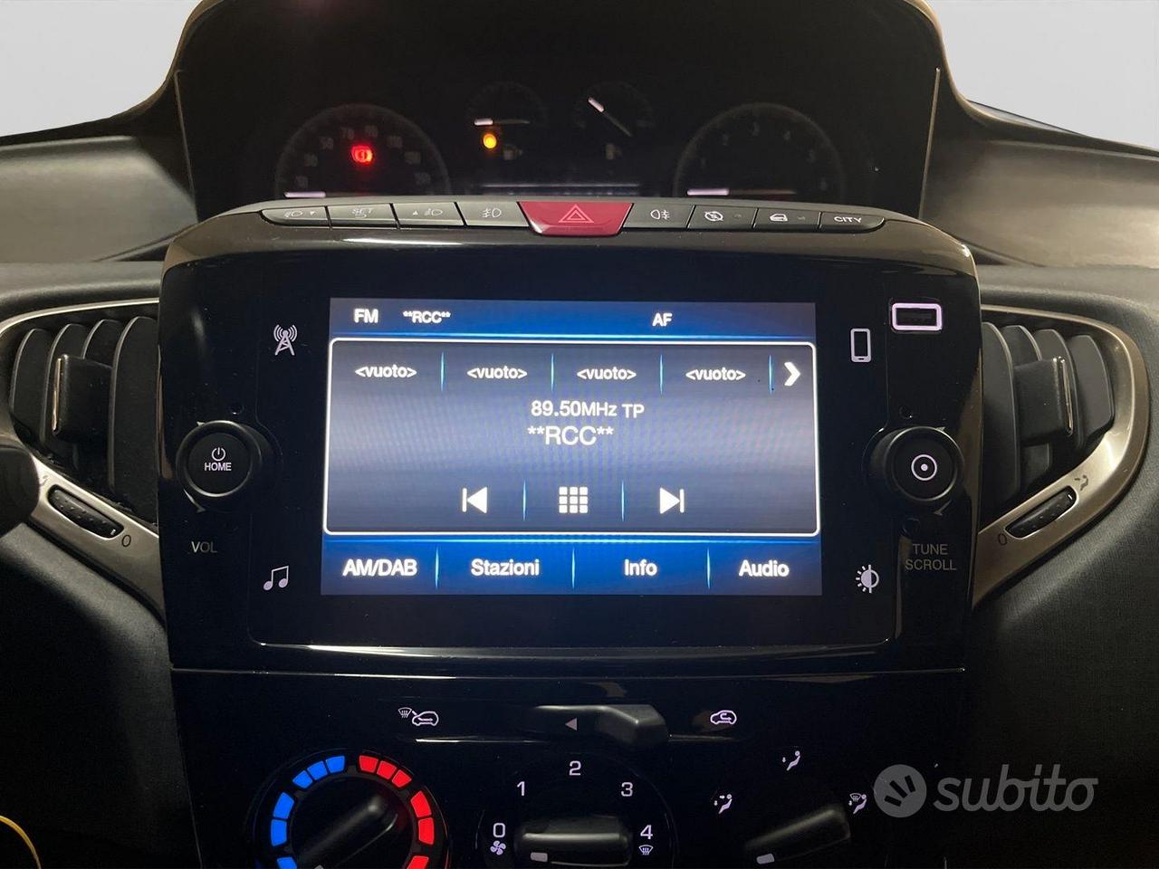 Lancia Ypsilon 1.0 FIREFLY HYBRID - UCONNECT TOUCH