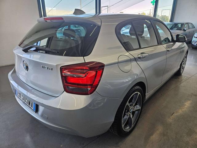 BMW 118 Serie 1 F/20-21 2011 118d 5p Sport