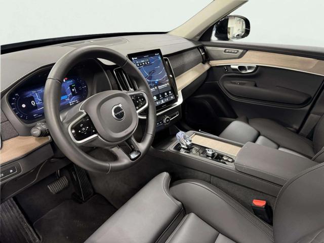 VOLVO XC90 T8 Plug-in hybrid AWD automatico 7 posti Plus Dark