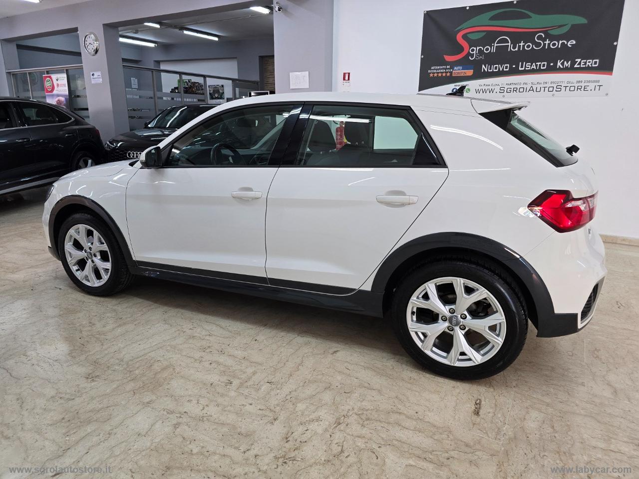 AUDI A1 citycarver 30 TFSI Identity Contrast 116CV