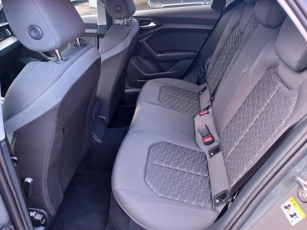 Audi A1 allstreet 30 TFSI Identity Contrast