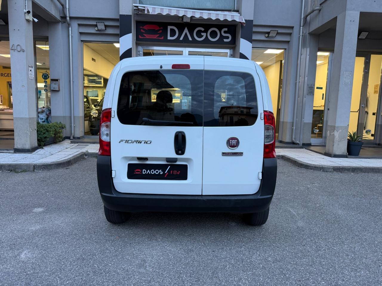 Fiat Fiorino AUTOCARRO 5 posti