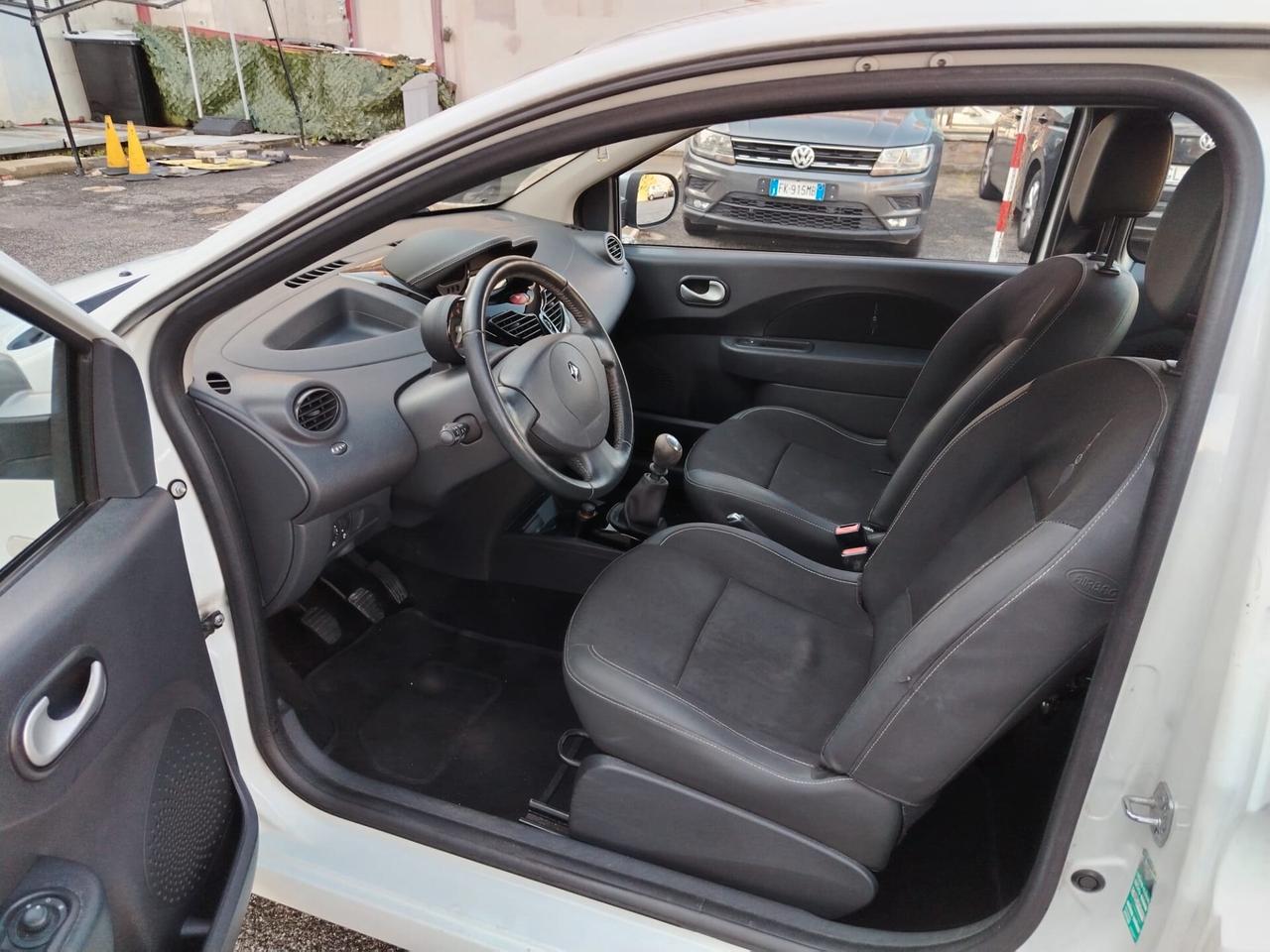 Renault Twingo 1.2 Live offerta del mese