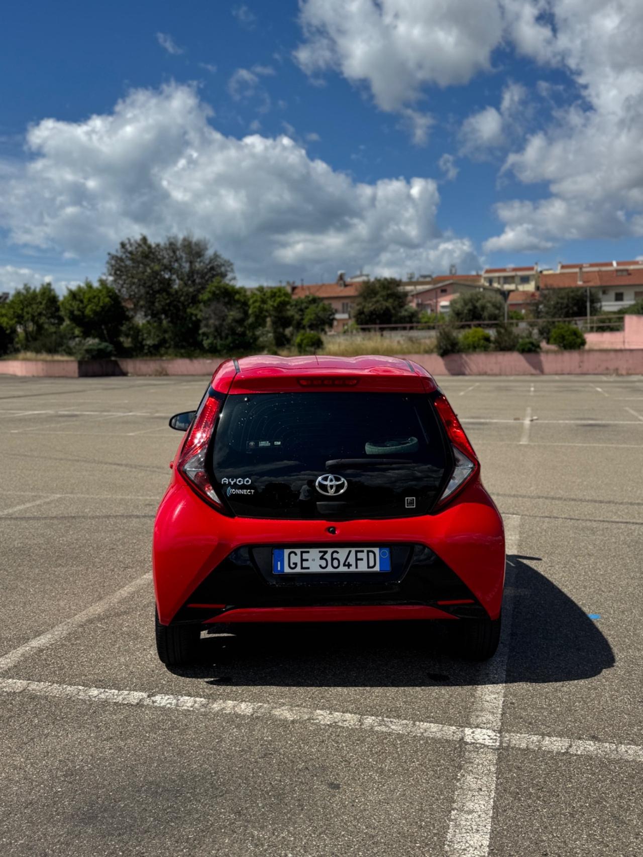 Toyota Aygo Connect 1.0 VVT-i 72 CV 5 porte x-clusiv MMT