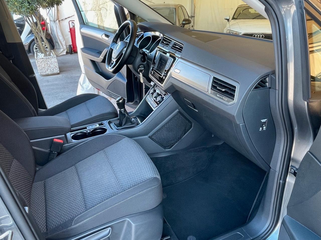 Volkswagen Touran 1.6 TDI 115 CV Executive 7 Posti BlueMotion Technology