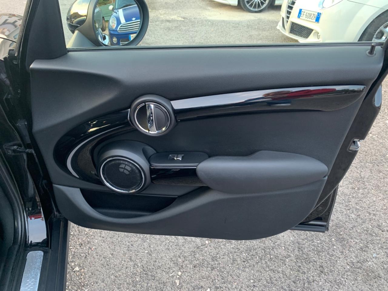 Mini 2.0 Cooper SD Hype 5 porte