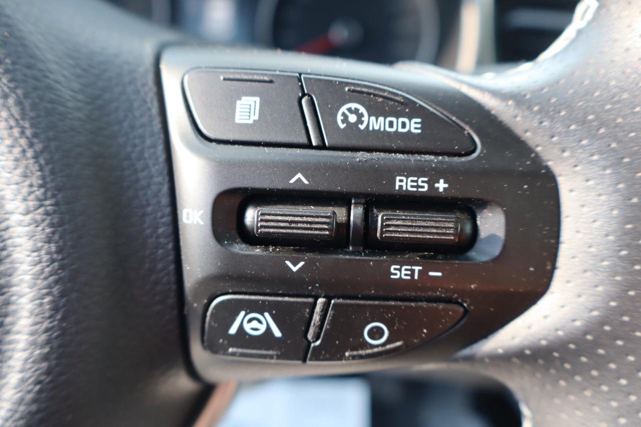 Kia Stonic 1.0 T-GDi 100 CV MHEV MT Black Edition